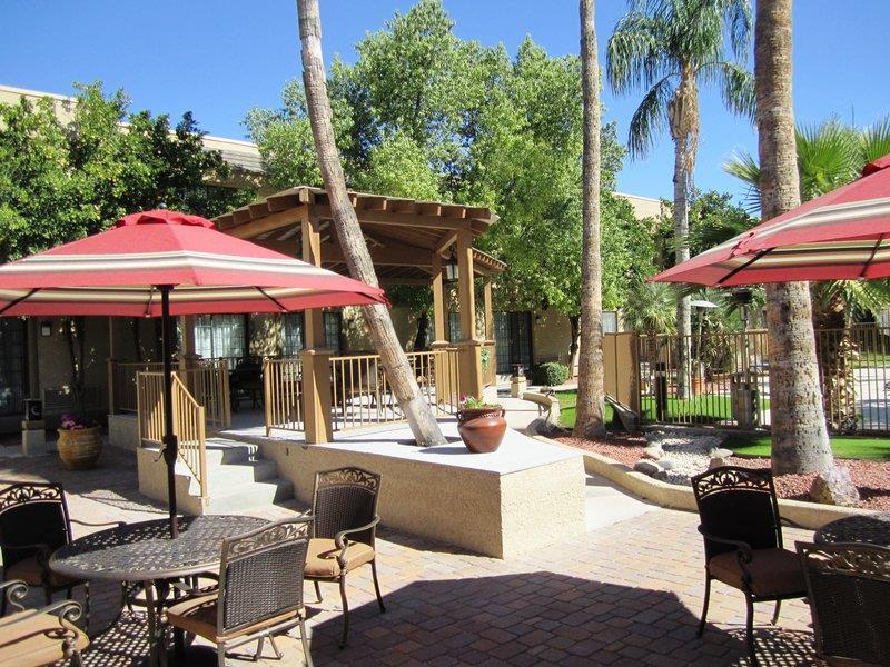wyndham tucson airport hotel and conference center