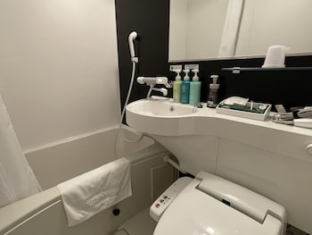 hotel route inn ohi takahama