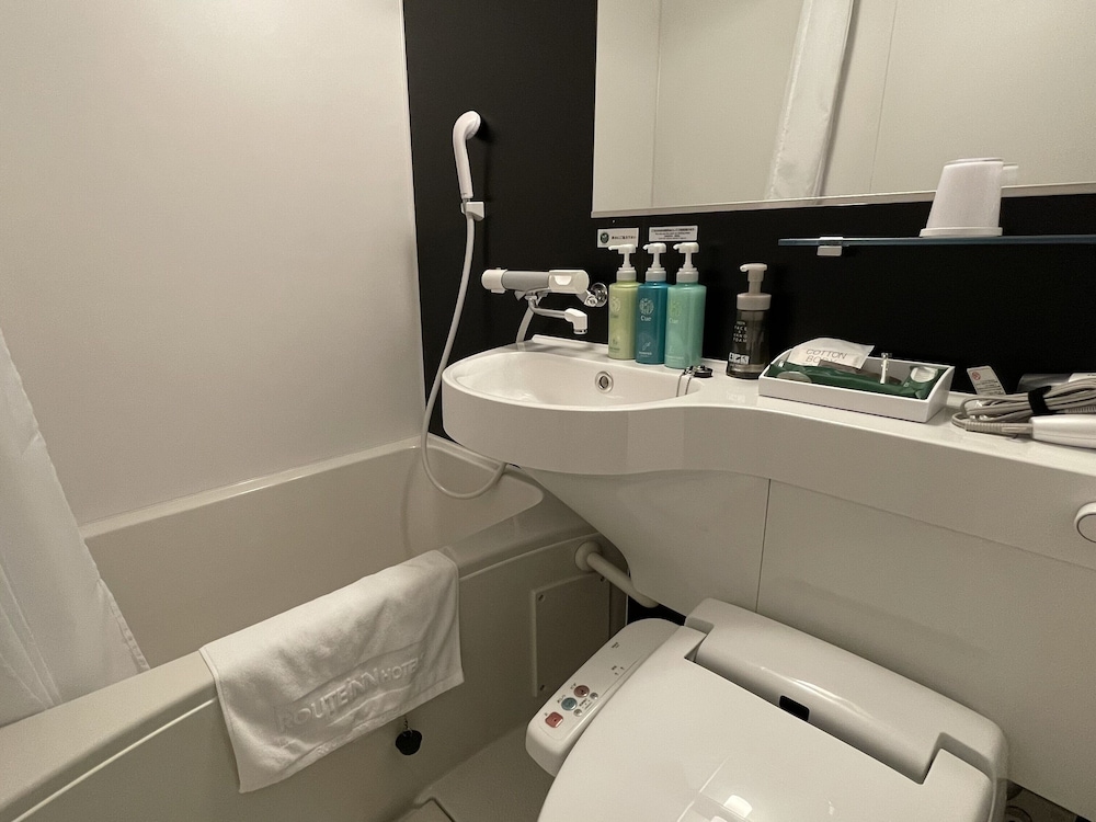 hotel route inn ohi takahama