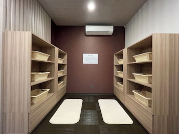 hotel route inn ohi takahama