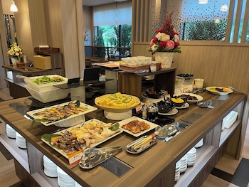 hotel route inn ohi takahama