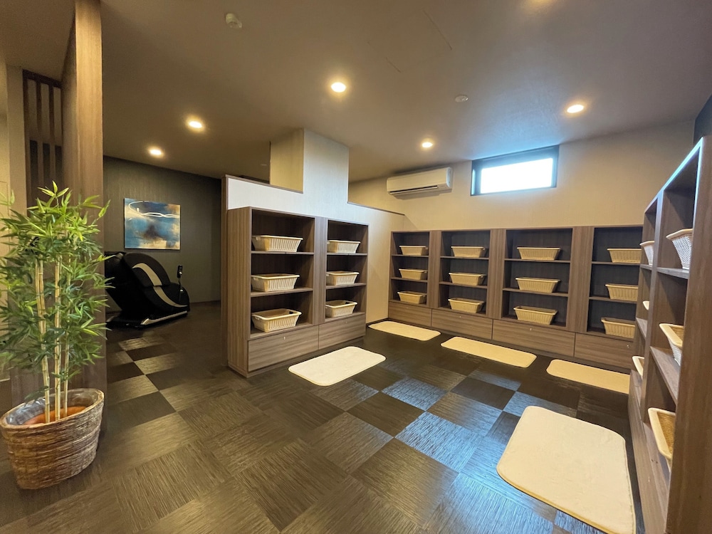 hotel route inn ohi takahama