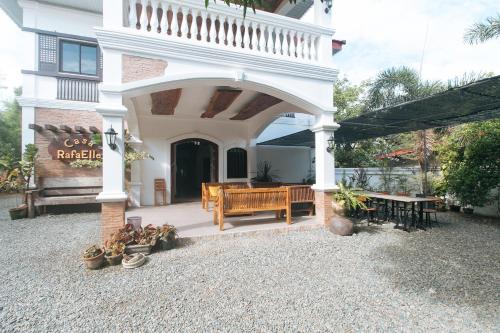 reddoorz casa rafaelle transient ilocos sur