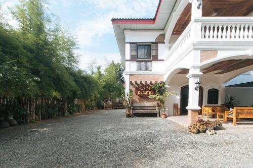 reddoorz casa rafaelle transient ilocos sur