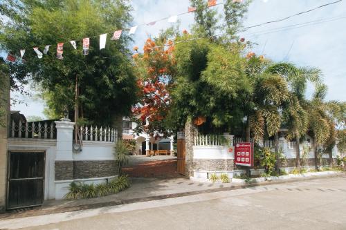 reddoorz casa rafaelle transient ilocos sur