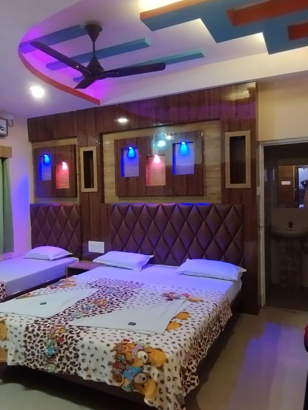 hotel highness sea rock