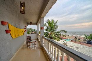 hotel salty waves baga