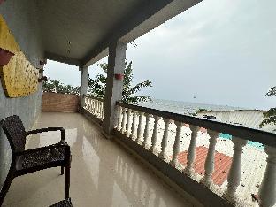 hotel salty waves baga