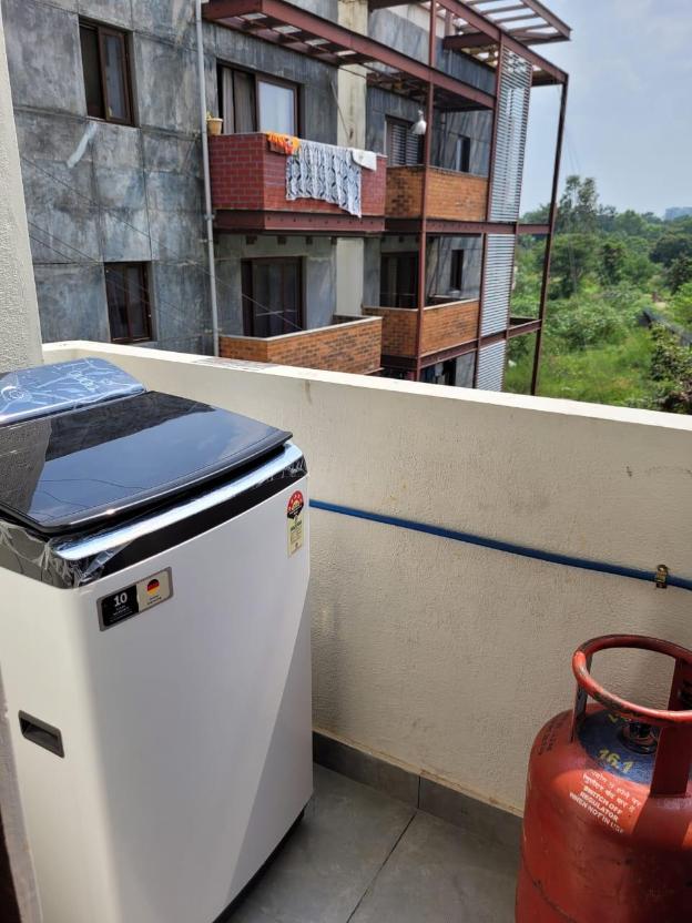 castle infinity hsr apartment