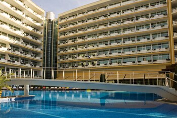 grand hotel oasis
