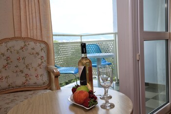 grand hotel oasis