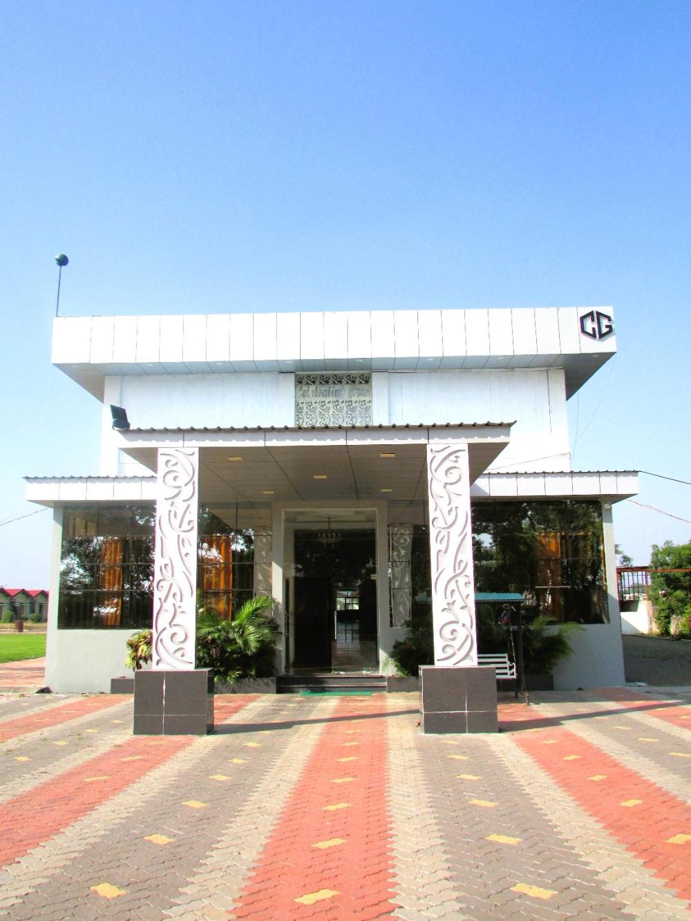 hotel celebration green
