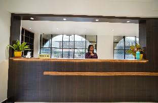 7 the business hotel