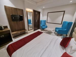 Luxe Resorts,India>>Kasauli,4 star