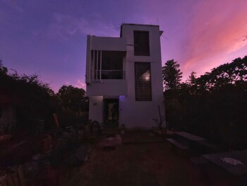 the last stop backpackers hostel