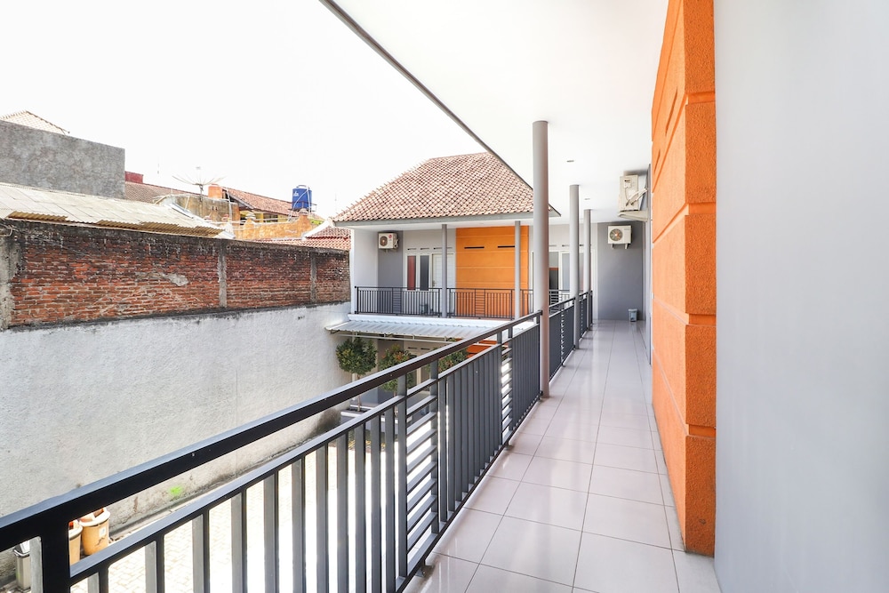 oyo 3340 wisma etiga
