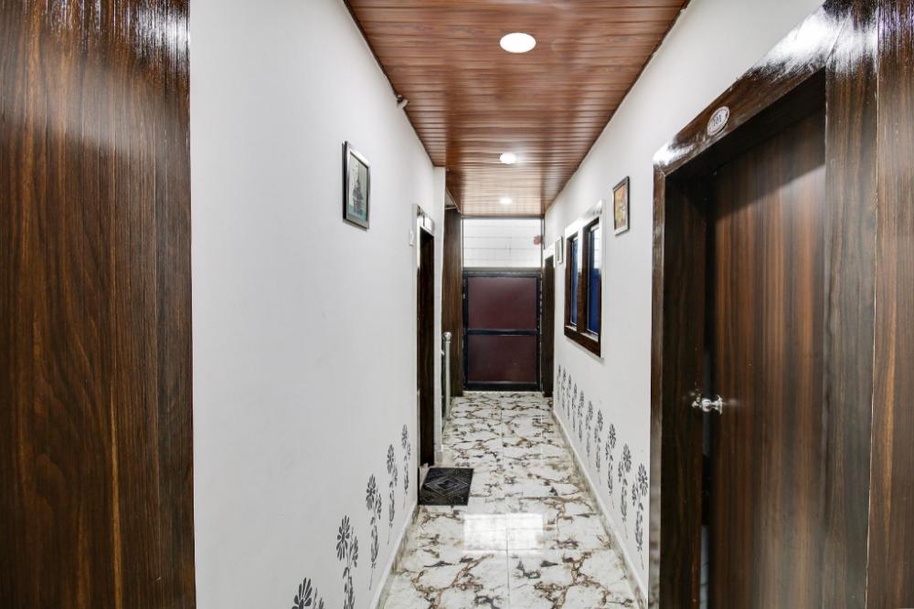 collection o hotel sawariya regency