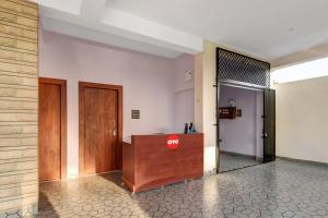 oyo flagship j p hotel and banquet