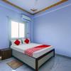 oyo flagship j p hotel and banquet