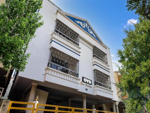 super hotel o valasaravakkam near chandra metro mall