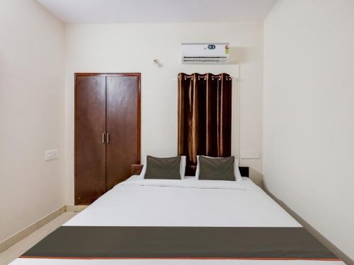 super hotel o valasaravakkam near chandra metro mall