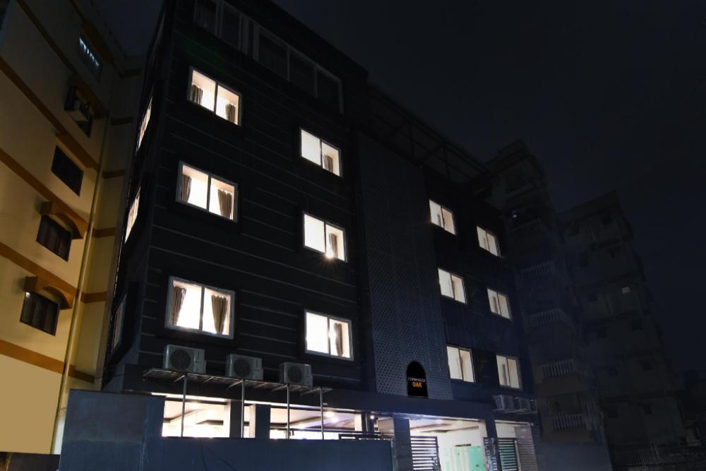 super townhouse oak sayhallo ecstasy