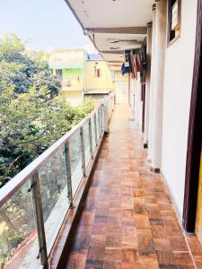 Classic Hotel @ Walk In Nizamuddin Railway Station,India>>Noida,3 star