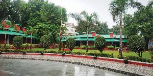 Aarunya Hotel And Resort