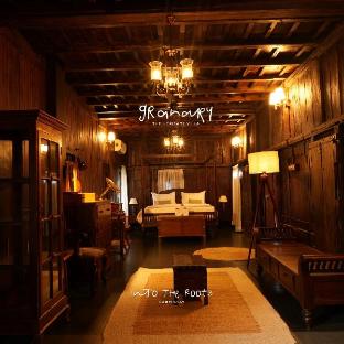 Into The Roots Farm Stay,,4 star