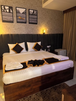hotel jbs minerva grand