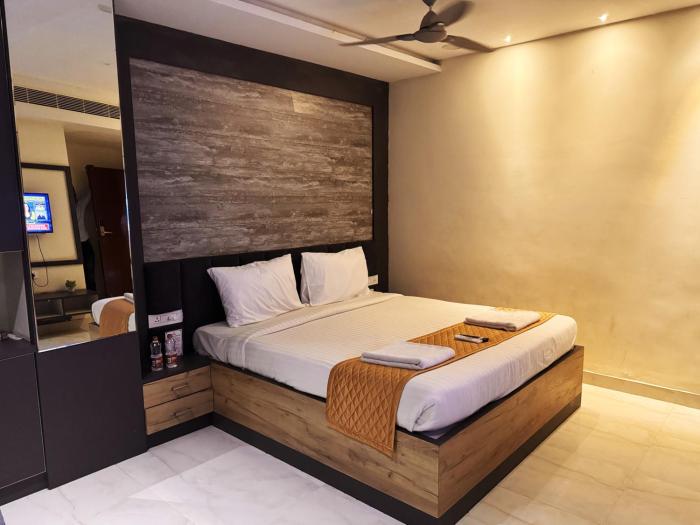 hotel jbs minerva grand