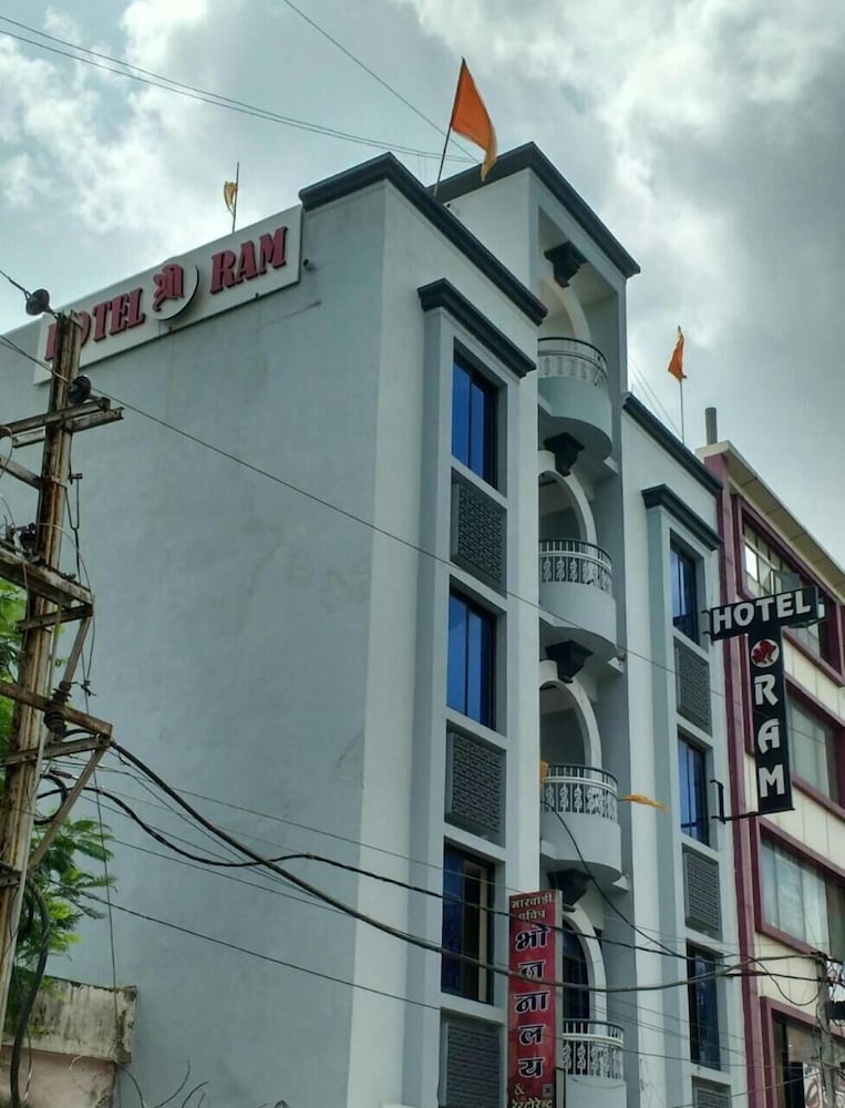 hotel shreeram