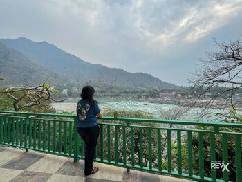 the leisure cave on the ganges