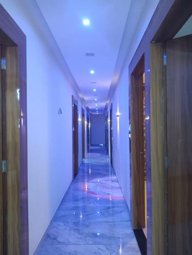 hotel lakeview vadodara