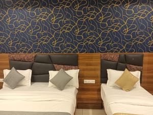 hotel lakeview vadodara