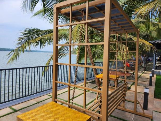 the vibe premium resort