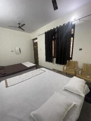 Pipewalas House,India>>Varanasi,2 star