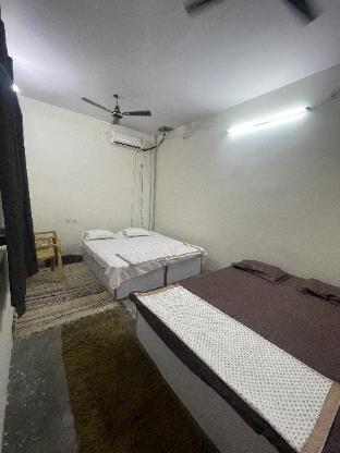 Pipewalas House,India>>Varanasi,2 star