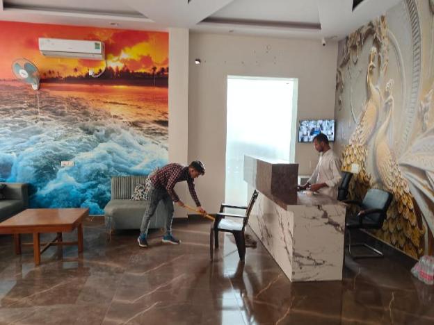 hotel ambience plaza