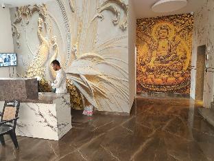 hotel ambience plaza