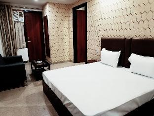 hotel ambience plaza