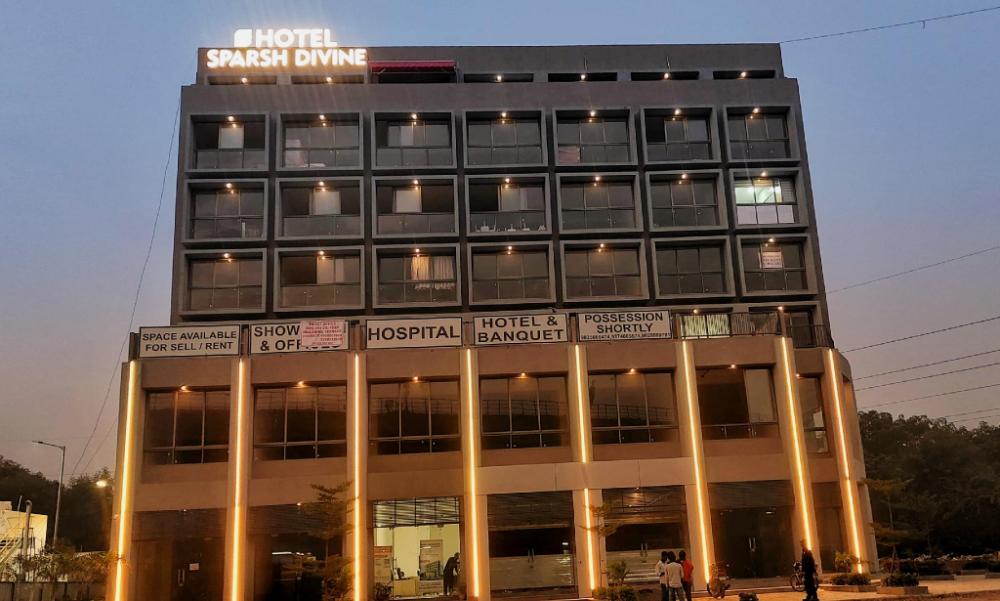 hotel sparsh divine