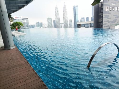eaton suites klcc by falmas