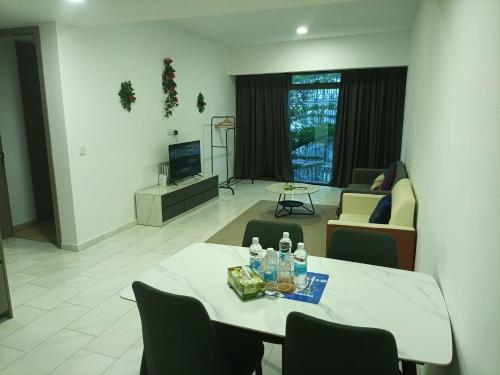 eaton suites klcc by falmas