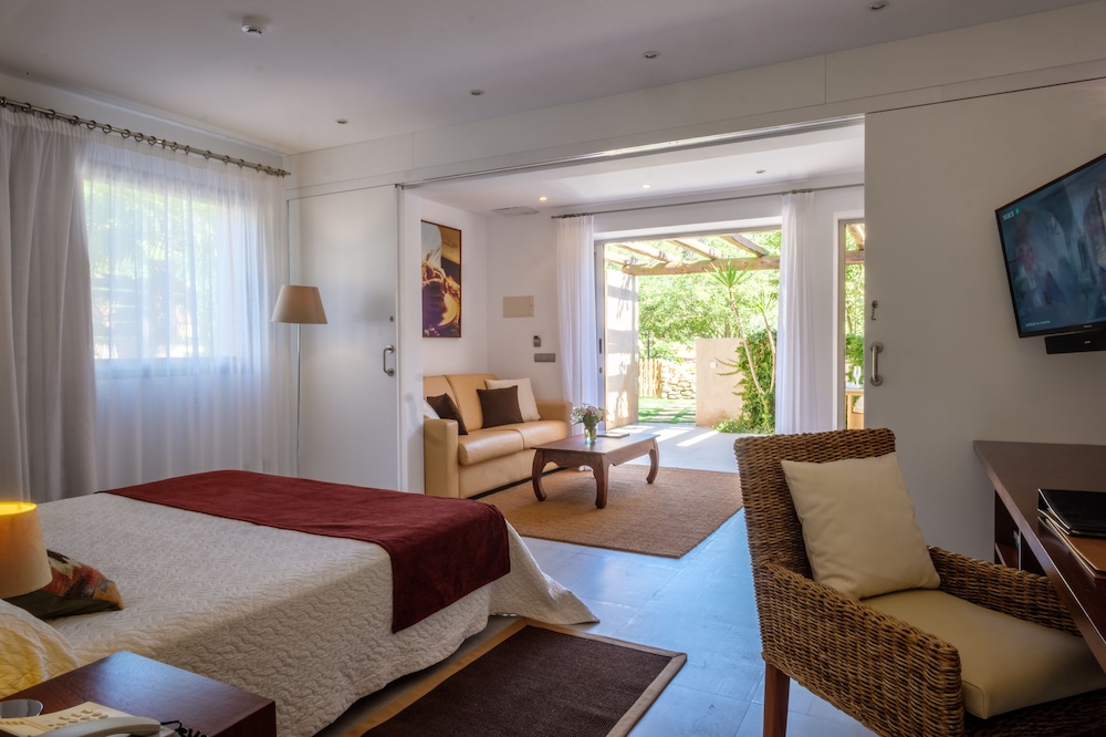 can lluc boutique hotel and luxury villas