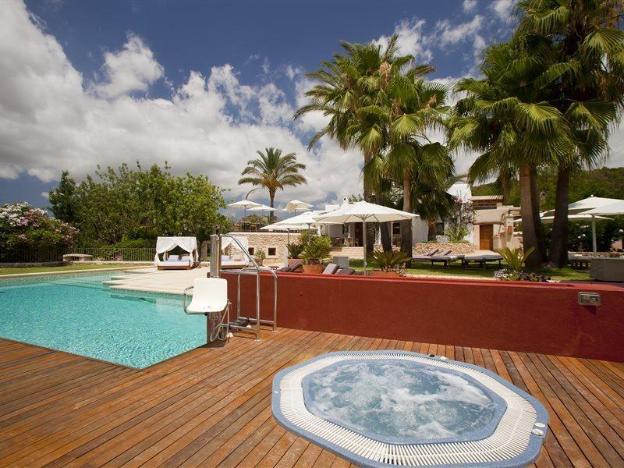 can lluc boutique hotel and luxury villas