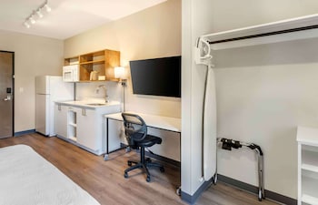 extended stay america premier suites fort myers airport