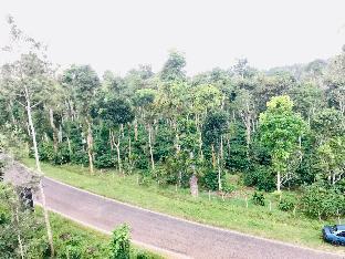 hotel chef knife part of querencia precinct