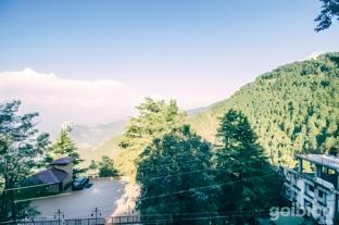 holiday plaza dalhousie