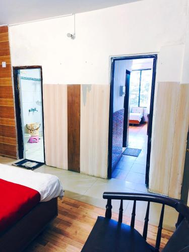 holiday plaza dalhousie